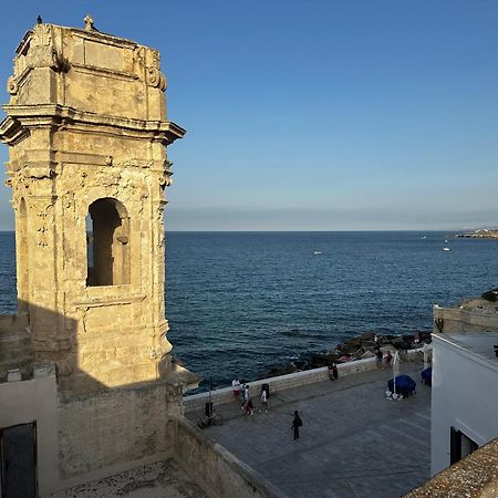 Casa Vacanze San Salvatore Centro Storico Monopoli Exterior foto