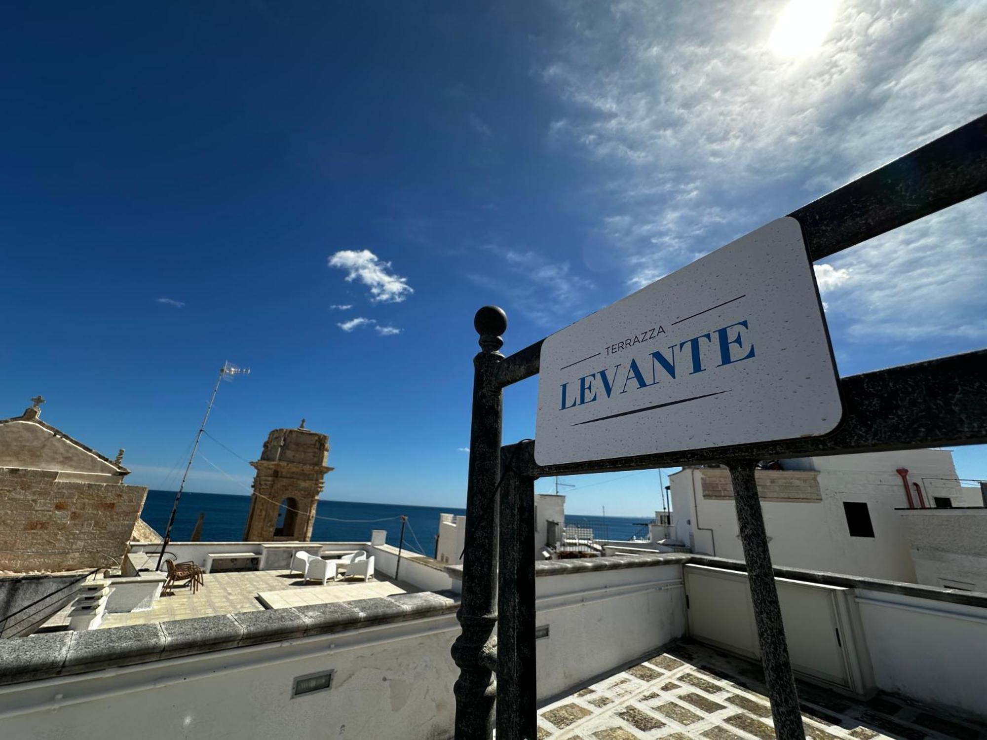 Casa Vacanze San Salvatore Centro Storico Monopoli Exterior foto